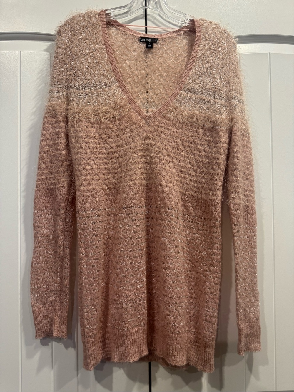 Valette Dusty Pink V-Neck Fuzzy Knit Sweater